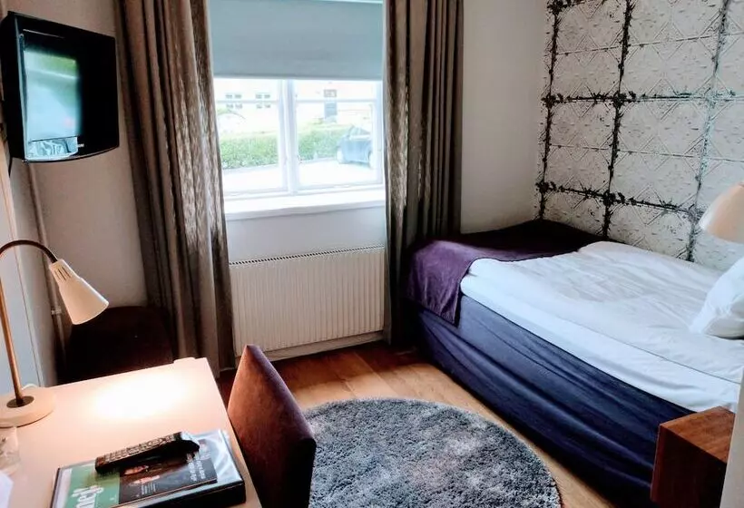 בית מלון כפרי L Kristina