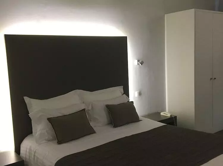 בית מלון כפרי Le Relais De Moussidière