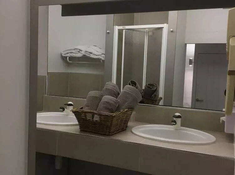 בית מלון כפרי Le Relais De Moussidière