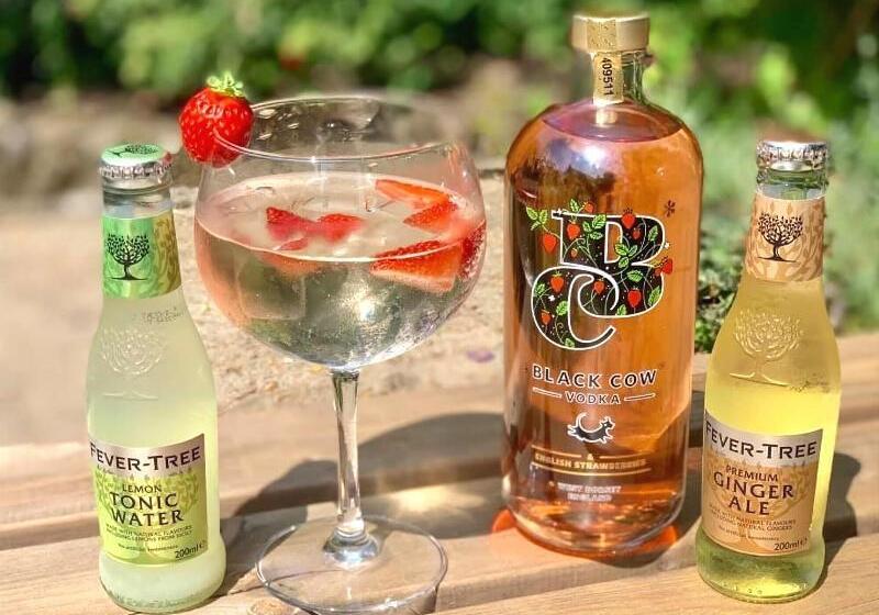 בית מלון כפרי The Hoops Inn & Country