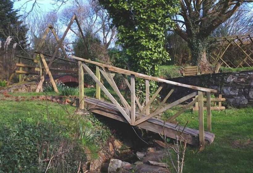 בית מלון כפרי The Hoops Inn & Country