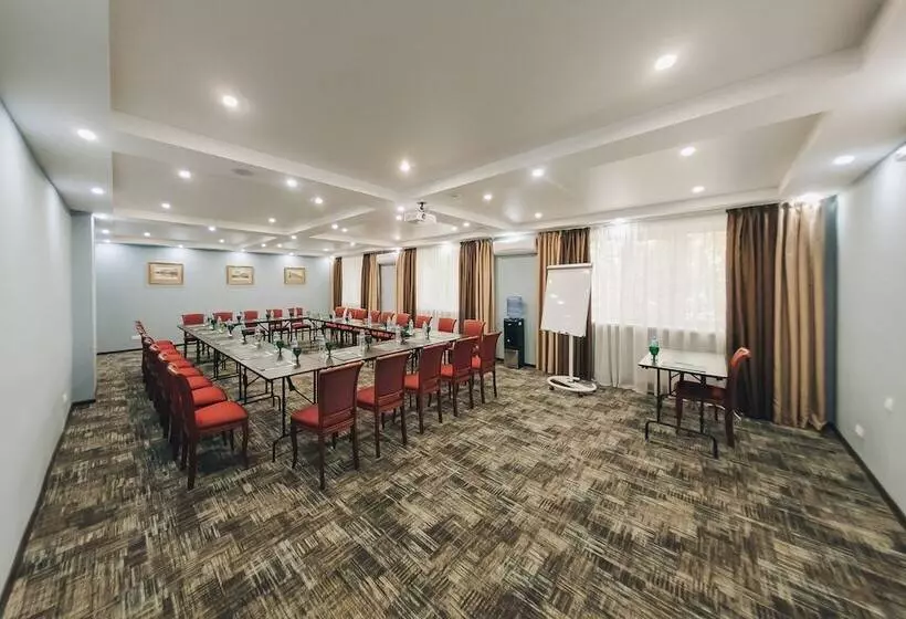 هتل Ulan Ude Park