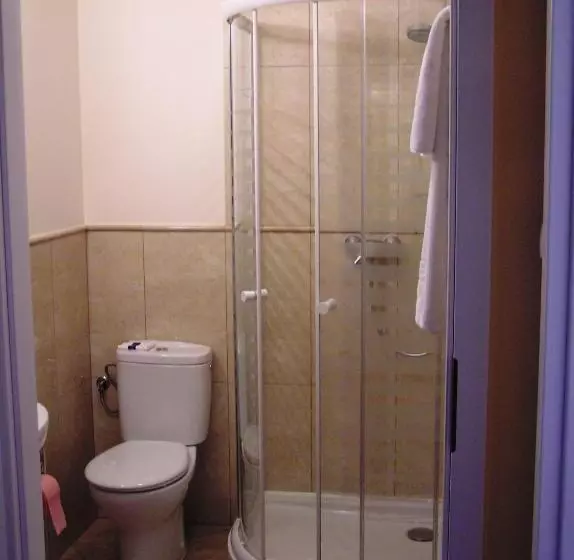 فندق Zamek Królewski W Rydzynie