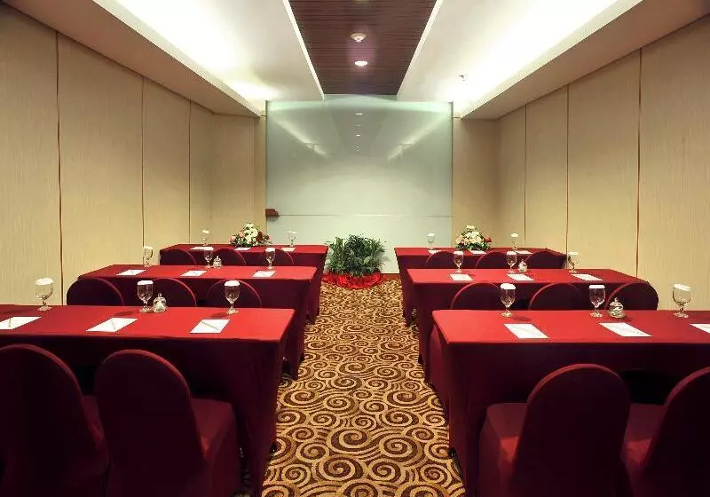 Loman Park Hotel Yogyakarta