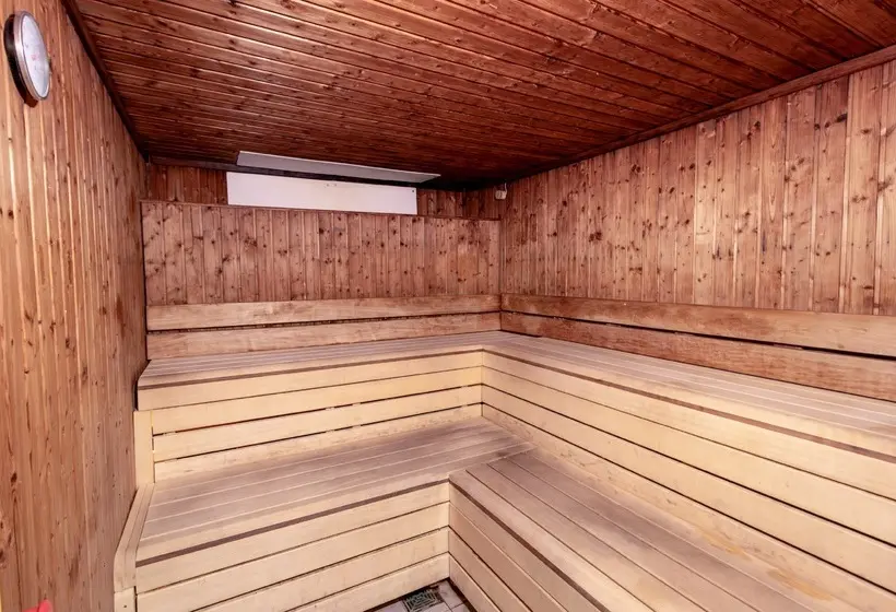 Bromsgrove Hotel And Spa