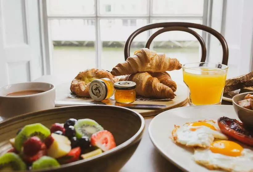 Fitzsimons Hotel Temple Bar