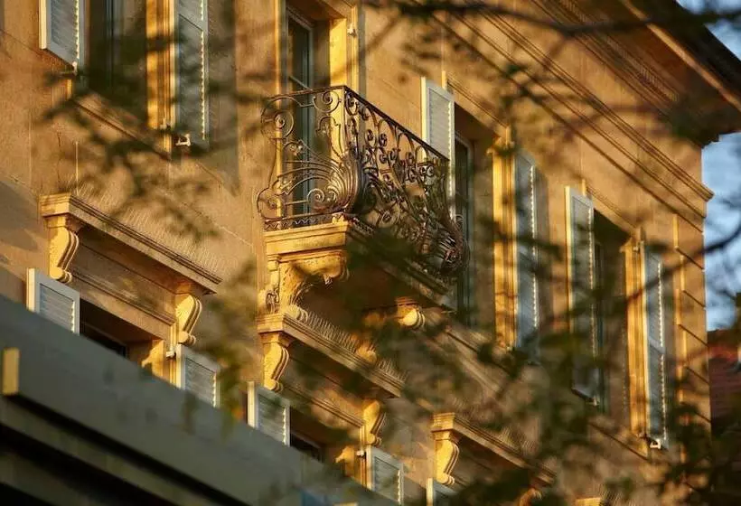 Отель Beau Rivage