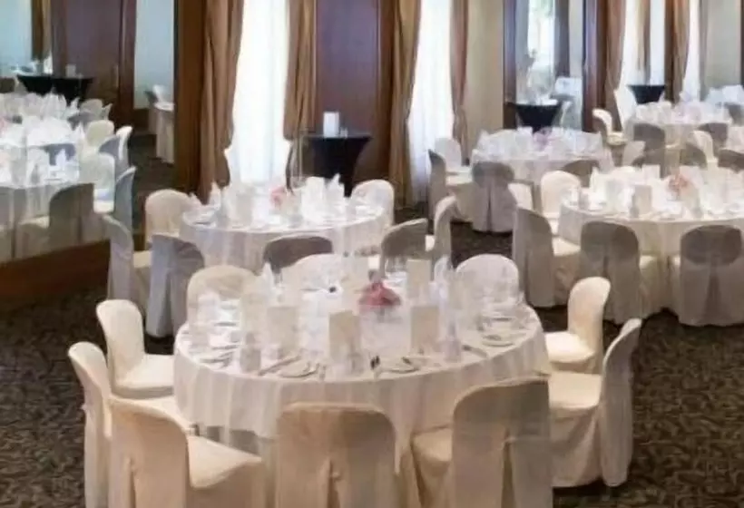 Отель Beau Rivage