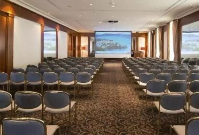 Отель Beau Rivage