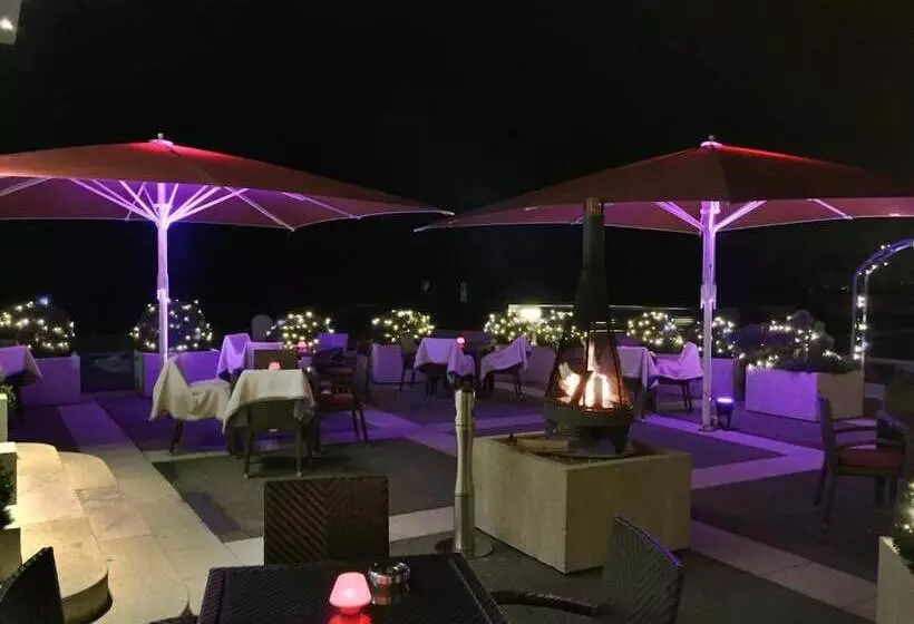 Отель Beau Rivage