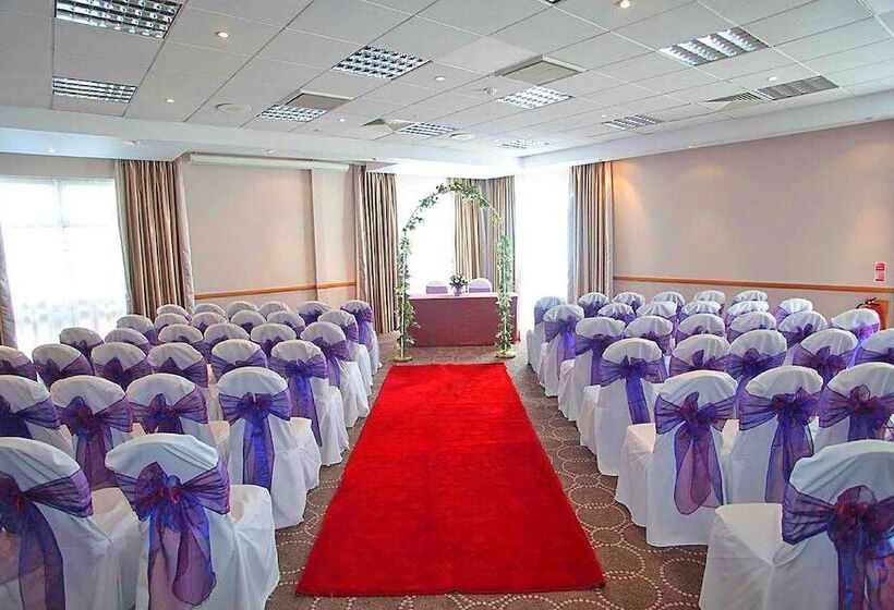 Bromsgrove Hotel And Spa