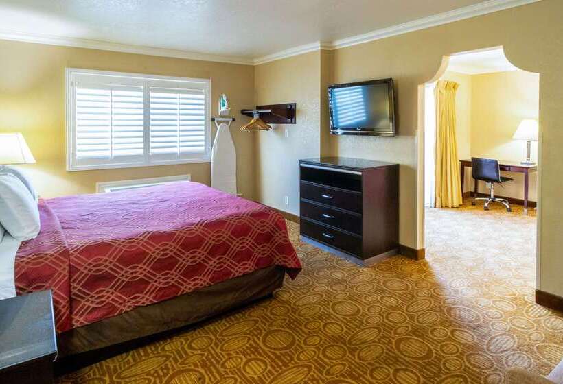 فندق Econo Lodge Inn & Suites Fallbrook Downtown