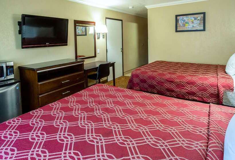 فندق Econo Lodge Inn & Suites Fallbrook Downtown