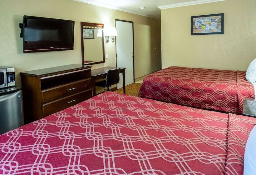 فندق Econo Lodge Inn & Suites Fallbrook Downtown