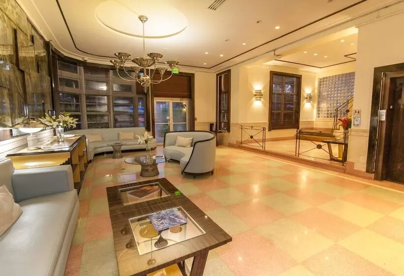 Greenview Hotel By Lowkl