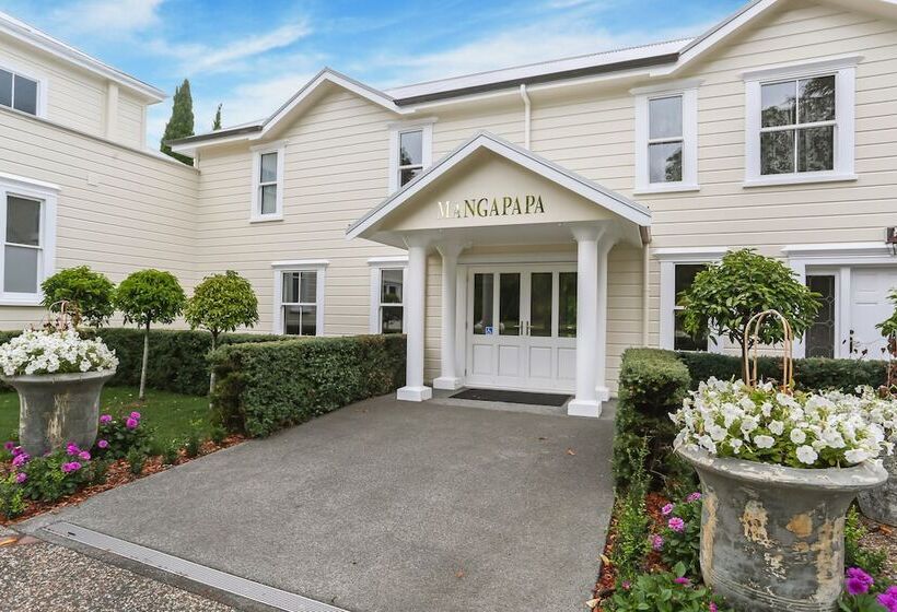 فندق Mangapapa