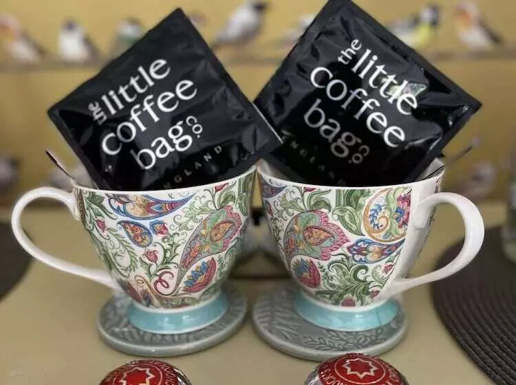 Отель New Flying Horse Inn