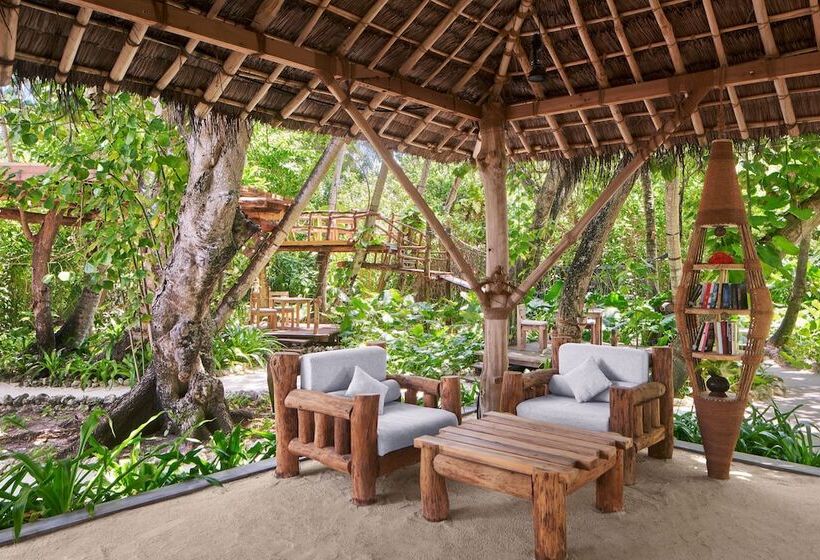 Villa Park Sun Island Resort