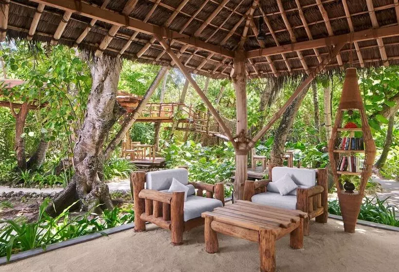 Villa Park Sun Island Resort