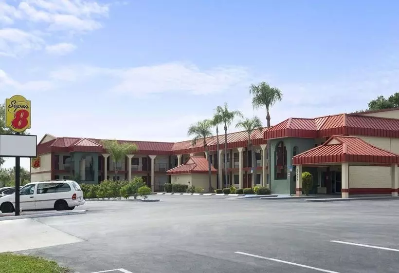 ホテル Super 8 By Wyndham Clearwater/us Hwy 19 N