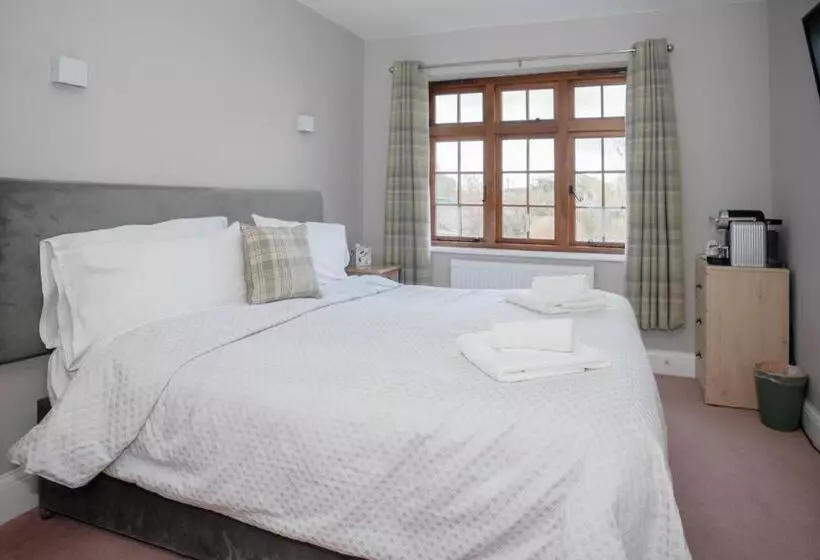 فندق Tottington Manor