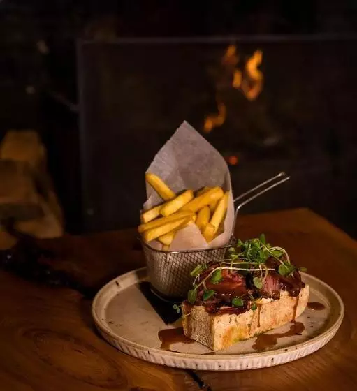 فندق Tottington Manor