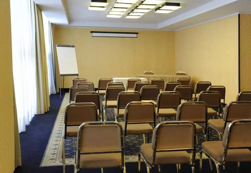 Tower Genova Airport   Hotel & Conference Center