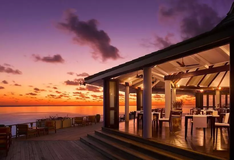 Villa Park Sun Island Resort