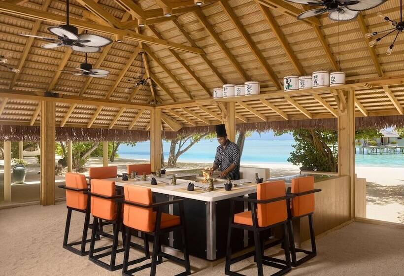 Villa Park Sun Island Resort