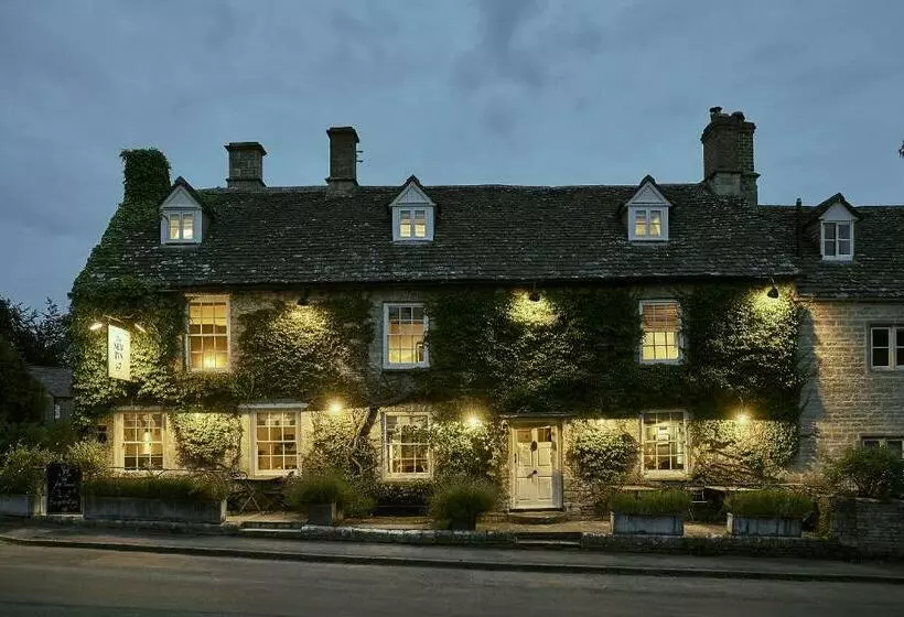 New Inn At Coln