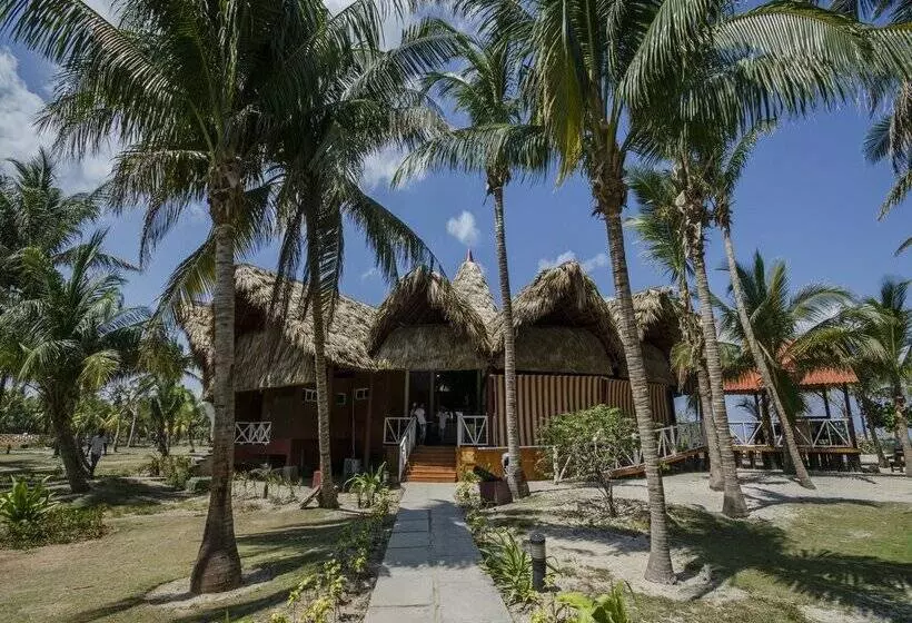 استراحتگاه Roc Arenas Doradas