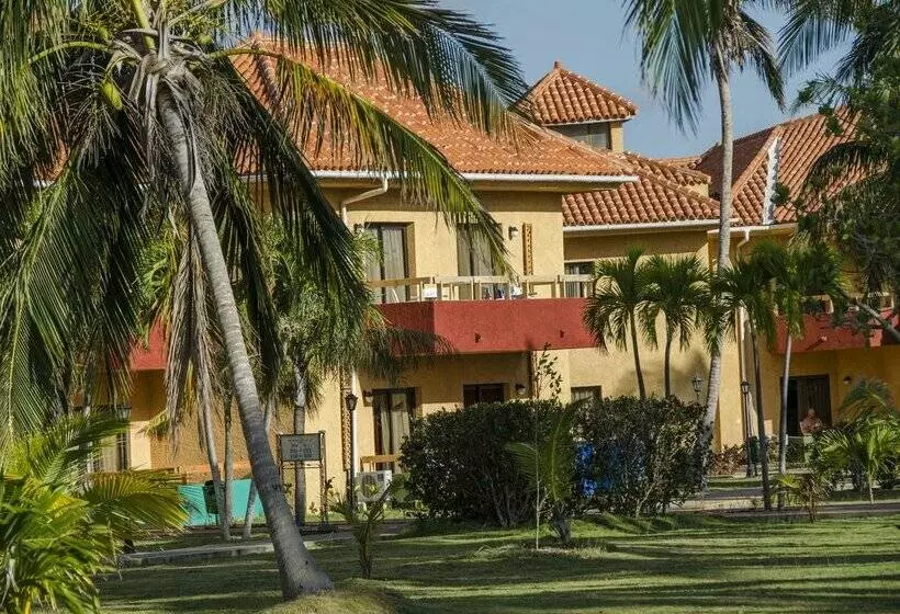 استراحتگاه Roc Arenas Doradas