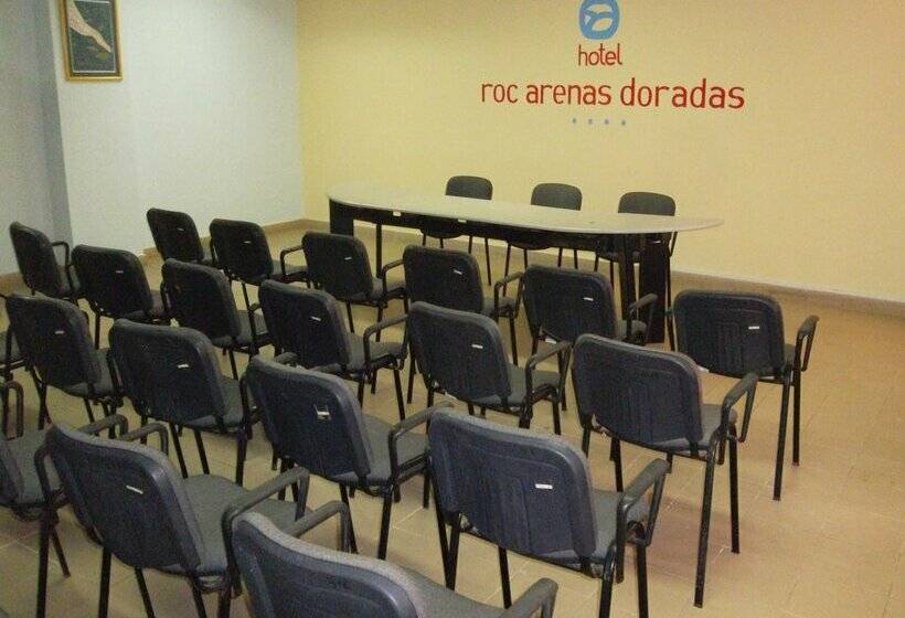 استراحتگاه Roc Arenas Doradas