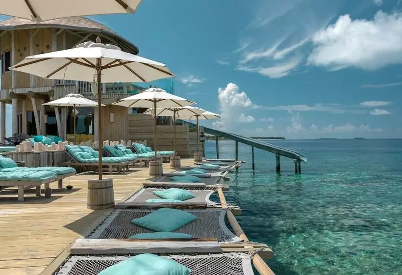 استراحتگاه Soneva Fushi
