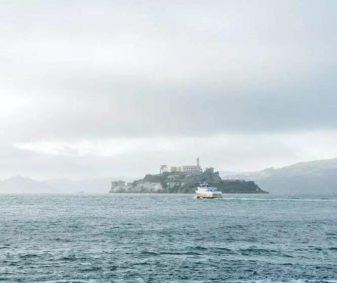 Touchstone Hotel   City Center