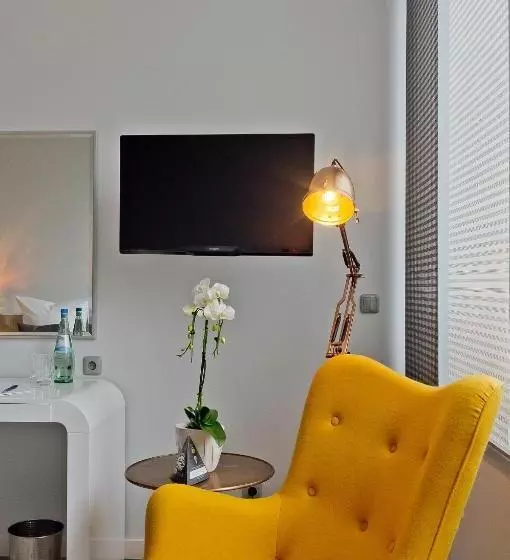 هتل Art Ana Munich Messe
