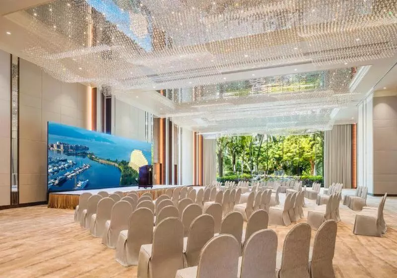 هتل Hong Kong Gold Coast