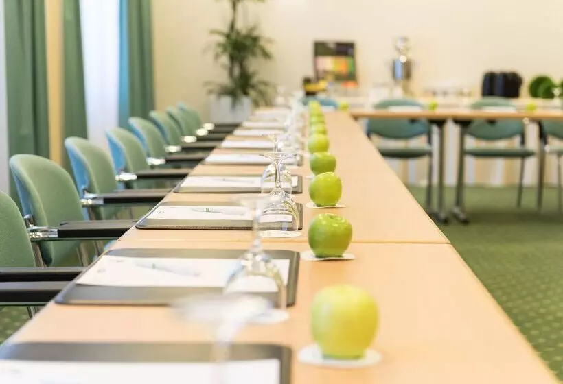 ホテル Holiday Inn Essen City Centre, An Ihg