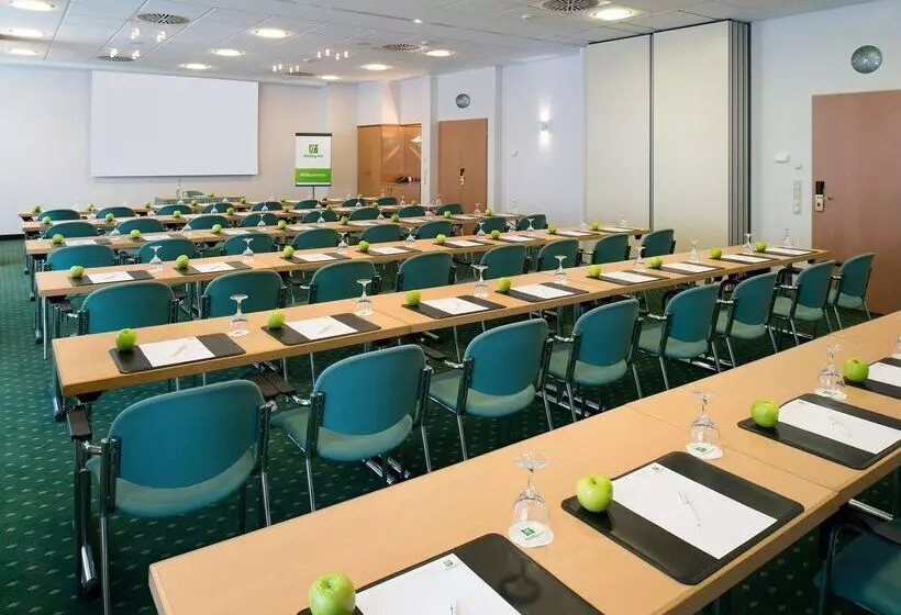 ホテル Holiday Inn Essen City Centre, An Ihg