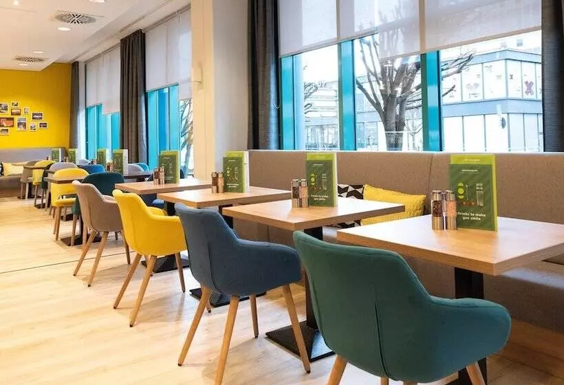 ホテル Holiday Inn Essen City Centre, An Ihg