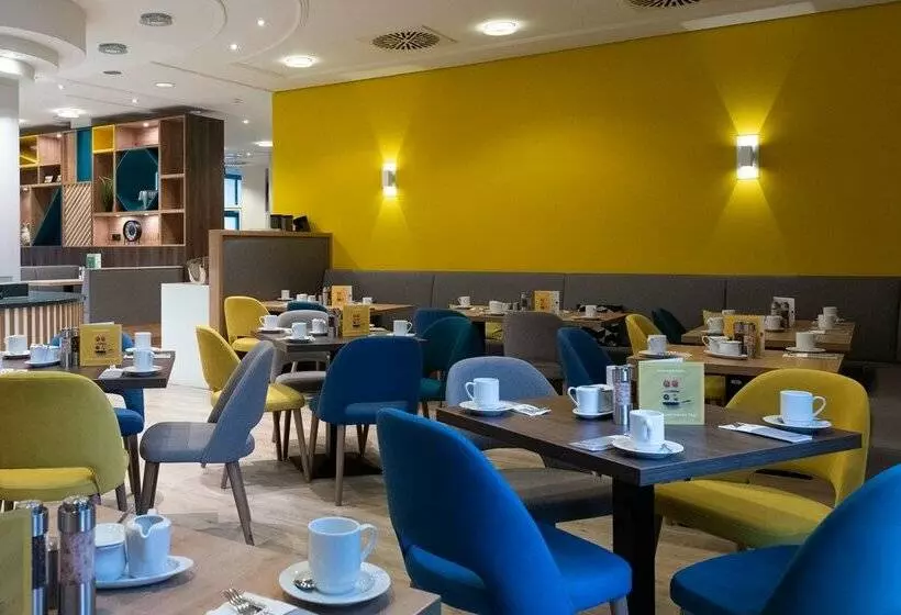 ホテル Holiday Inn Essen City Centre, An Ihg