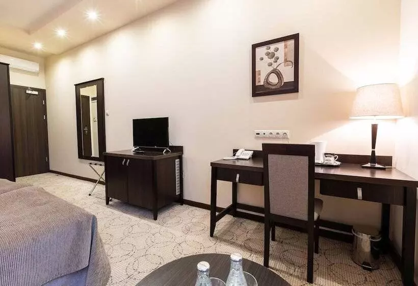 酒店 Kudowa Manufaktura Relaksu