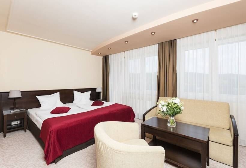 בית מלון כפרי Kudowa Manufaktura Relaksu