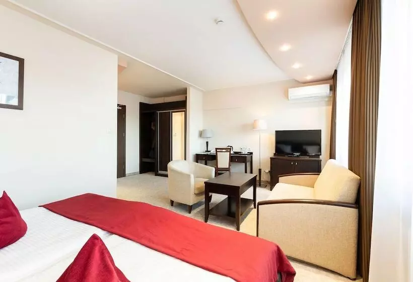 酒店 Kudowa Manufaktura Relaksu