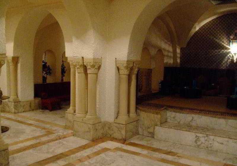 Szálloda Nahrawess Boujaafar