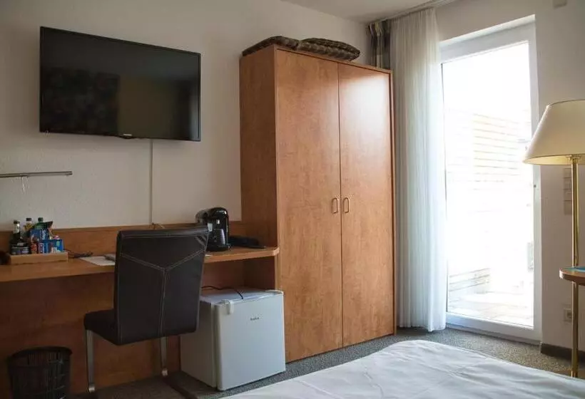 Отель Quellenhof