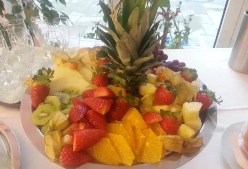 Отель Quellenhof