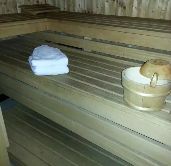 Отель Quellenhof