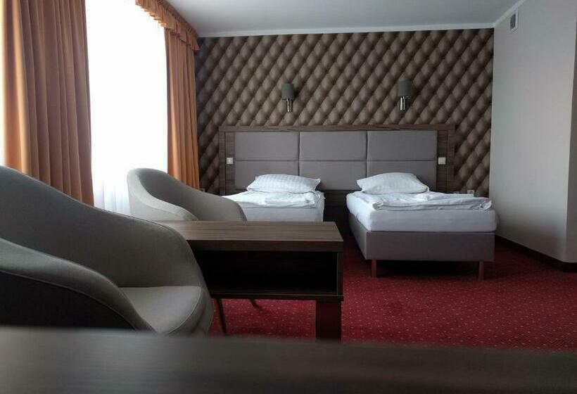 فندق Restauracja Cukropol