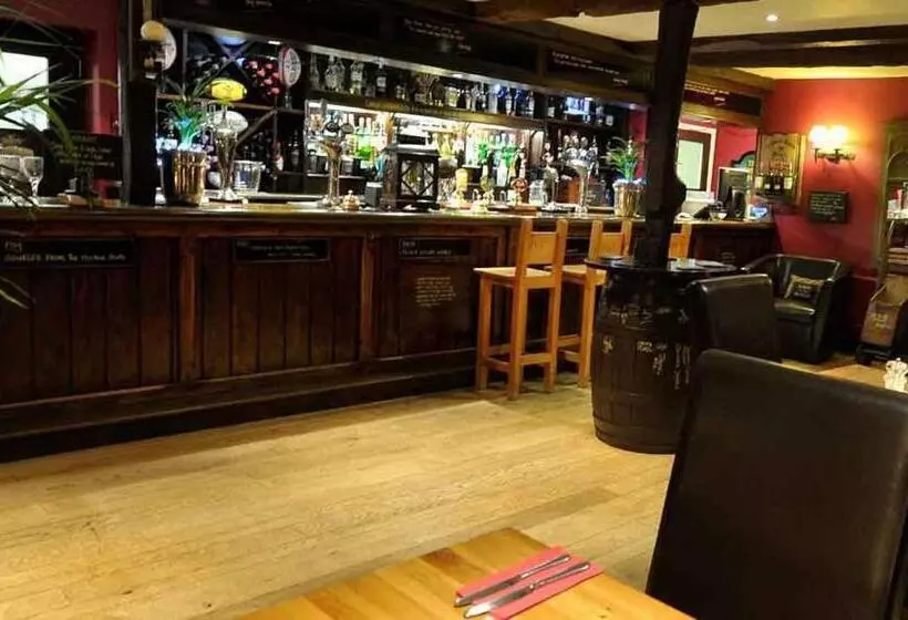 호텔 The Bird In Hand Inn, Witney